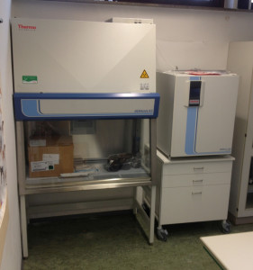 20160128 Thermo Sicherheitswerkbank & Inkubator