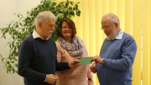 2016_12spendenuebergabe